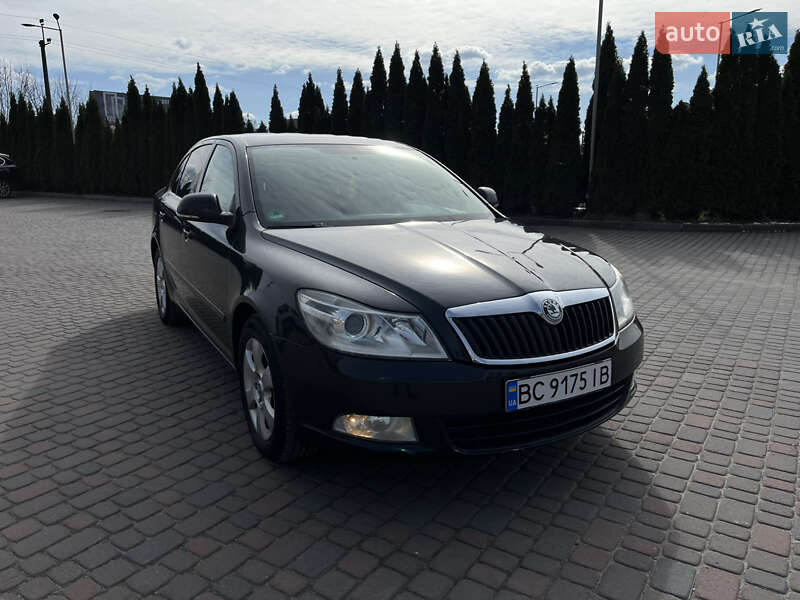 Лифтбек Skoda Octavia 2009 в Самборе