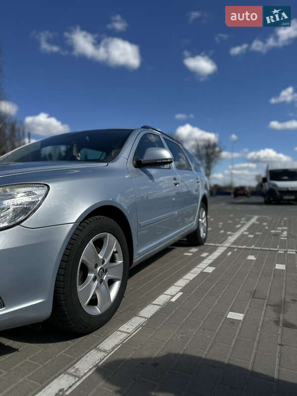 Универсал Skoda Octavia 2009 в Турийске