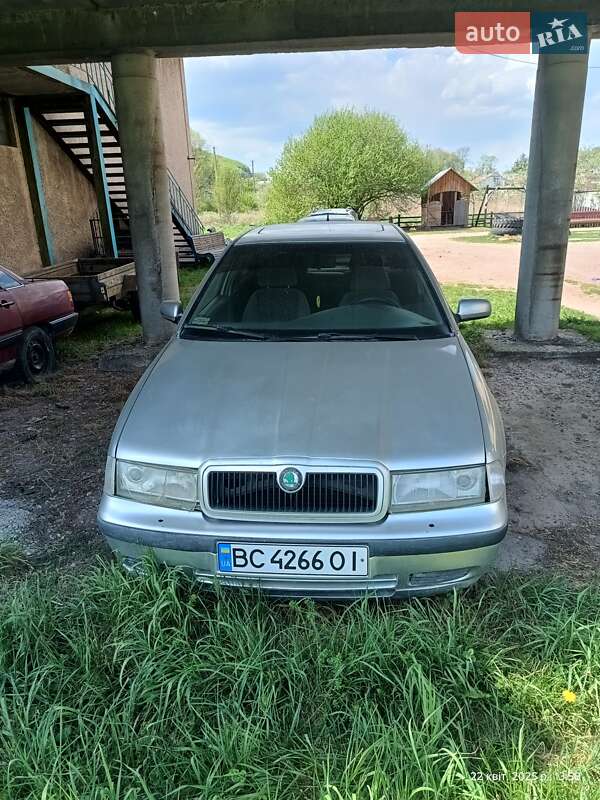 Лифтбек Skoda Octavia 1997 в Жовкве Лифтбек Skoda Octavia 1997 в Жовкве