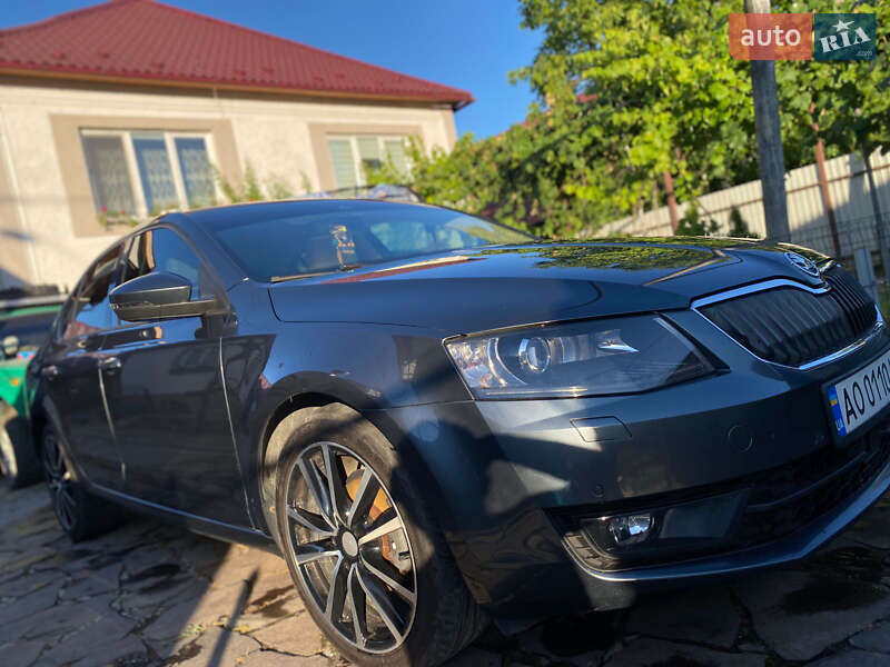 Лифтбек Skoda Octavia 2015 в Мукачево