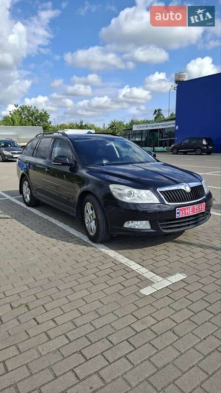 Универсал Skoda Octavia 2010 в Дубно
