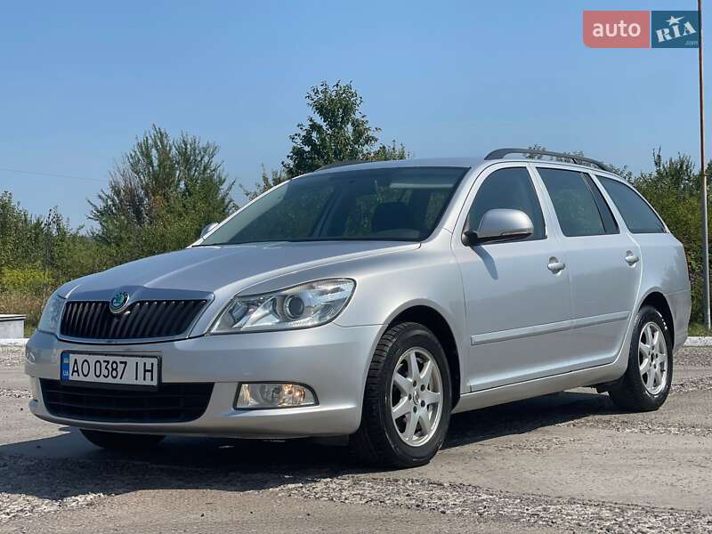 Универсал Skoda Octavia 2012 в Ужгороде