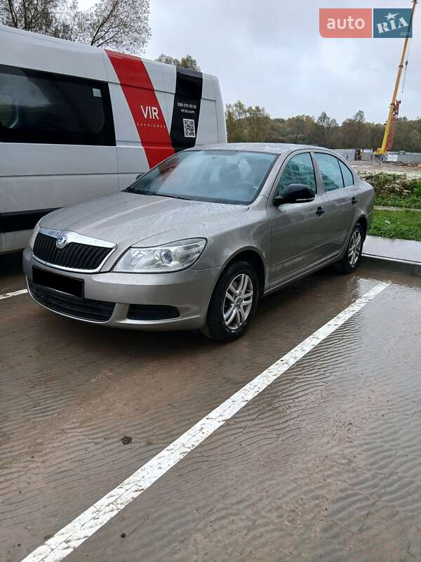 Лифтбек Skoda Octavia 2011 в Львове