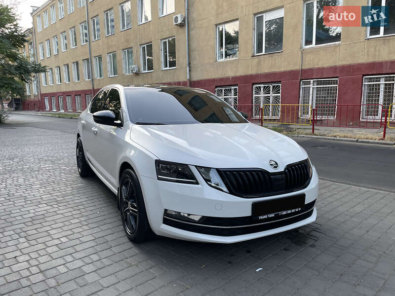 Лифтбек Skoda Octavia 2018 в Первомайске