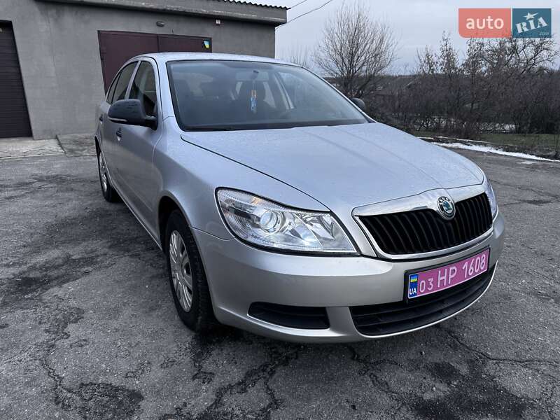 Лифтбек Skoda Octavia 2010 в Днепре Лифтбек Skoda Octavia 2010 в Днепре