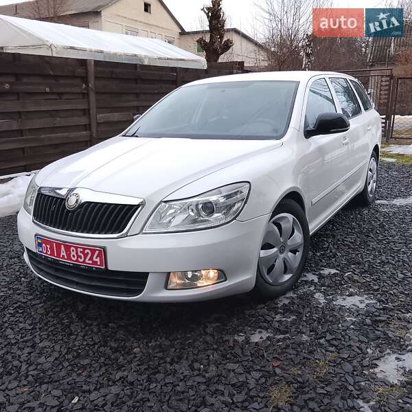 Универсал Skoda Octavia 2009 в Киверцах Универсал Skoda Octavia 2009 в Киверцах