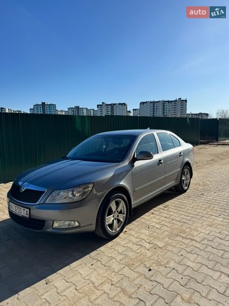 Лифтбек Skoda Octavia 2012 в Софиевской Борщаговке Лифтбек Skoda Octavia 2012 в Софиевской Борщаговке