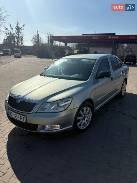 Лифтбек Skoda Octavia 2012 в Львове