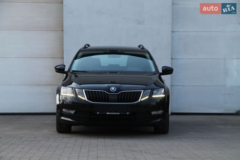 Универсал Skoda Octavia 2019 в Сарнах