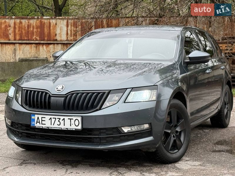 Универсал Skoda Octavia 2017 в Днепре