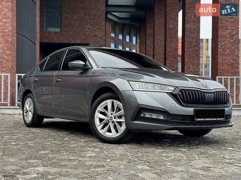 Лифтбек Skoda Octavia 2023 в Днепре