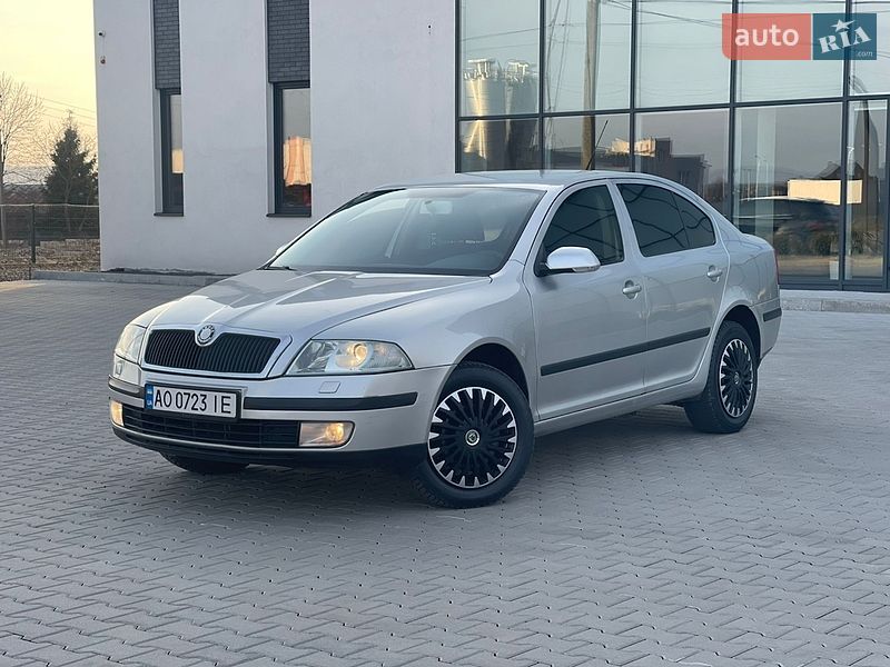 Лифтбек Skoda Octavia 2007 в Хусте