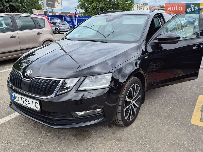 Универсал Skoda Octavia 2020 в Ужгороде