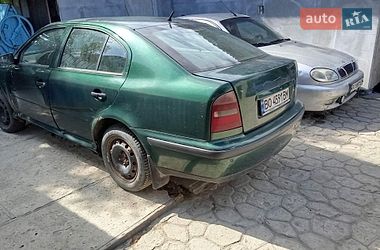 Лифтбек Skoda Octavia 2000 в Буске