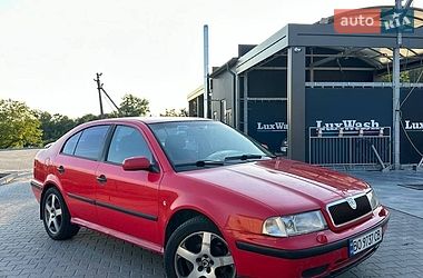 Лифтбек Skoda Octavia 1996 в Шумске