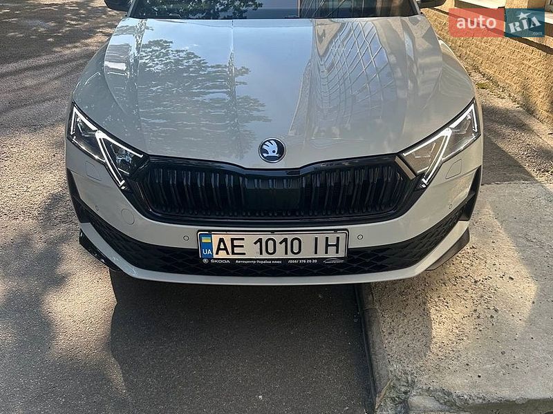 Лифтбек Skoda Octavia 2024 в Днепре