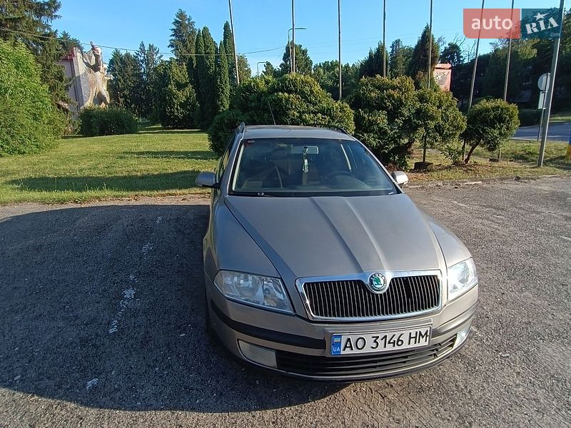 Универсал Skoda Octavia 2007 в Бурштыне