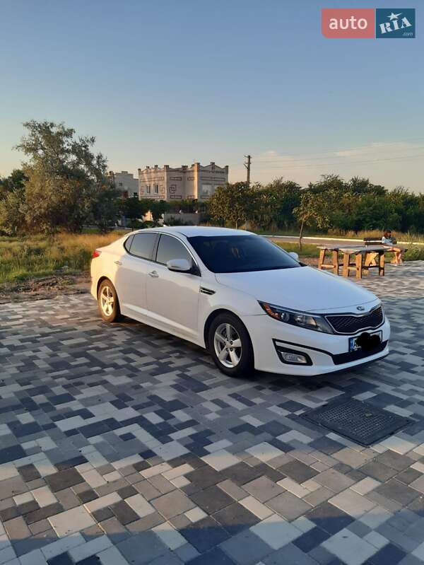 Седан Kia Optima 2014 в Днепре