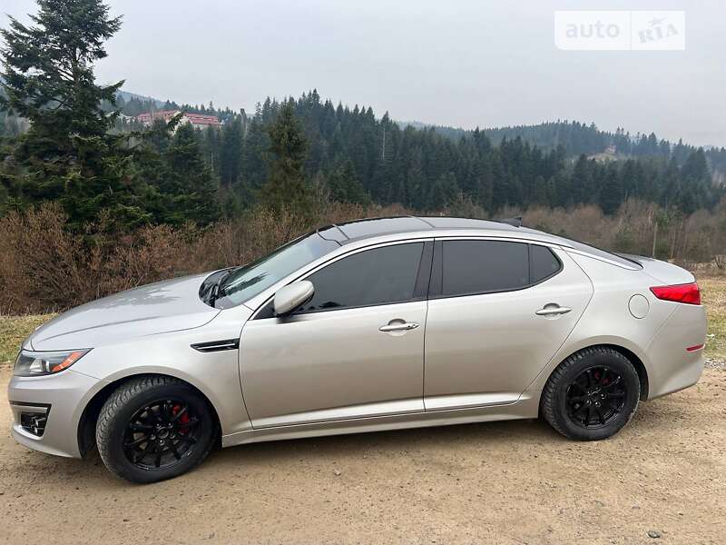 Седан Kia Optima 2013 в Дрогобичі
