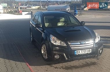 Универсал Subaru Outback 2013 в Белогорье