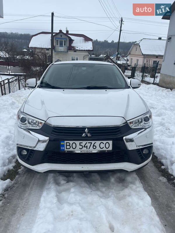 Внедорожник / Кроссовер Mitsubishi Outlander Sport 2016 в Тернополе Внедорожник / Кроссовер Mitsubishi Outlander Sport 2016 в Тернополе