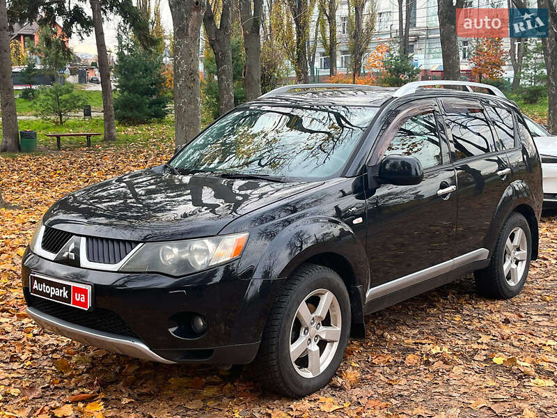 Внедорожник / Кроссовер Mitsubishi Outlander XL 2008 в Киеве