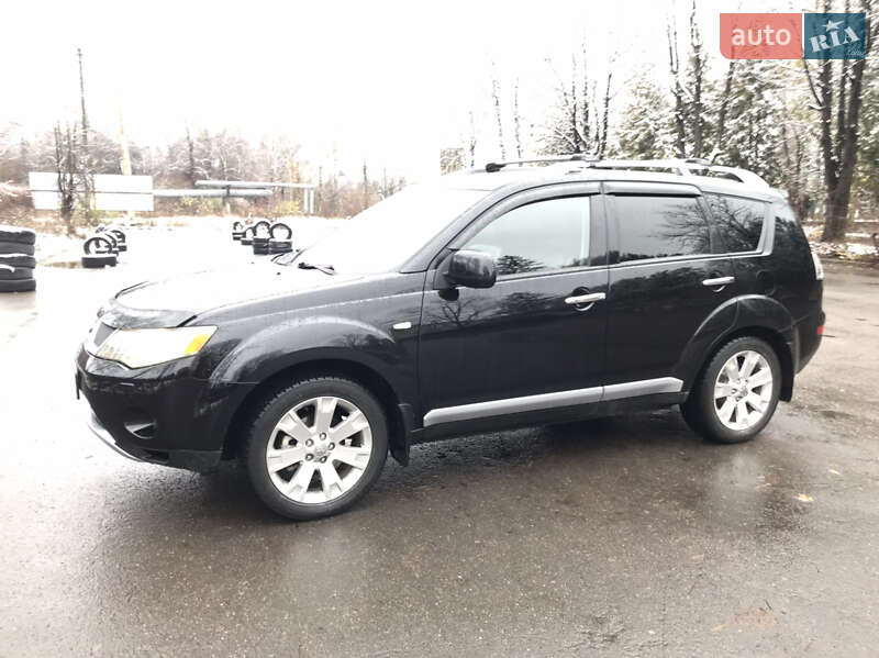 Позашляховик / Кросовер Mitsubishi Outlander XL 2008 в Луцьку