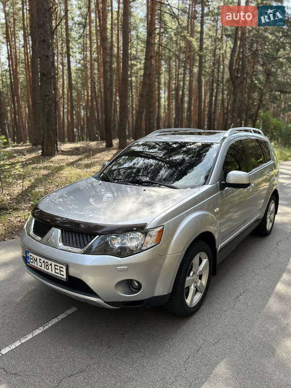 Внедорожник / Кроссовер Mitsubishi Outlander 2009 в Ахтырке