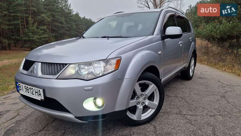 Внедорожник / Кроссовер Mitsubishi Outlander 2007 в Кременчуге Внедорожник / Кроссовер Mitsubishi Outlander 2007 в Кременчуге
