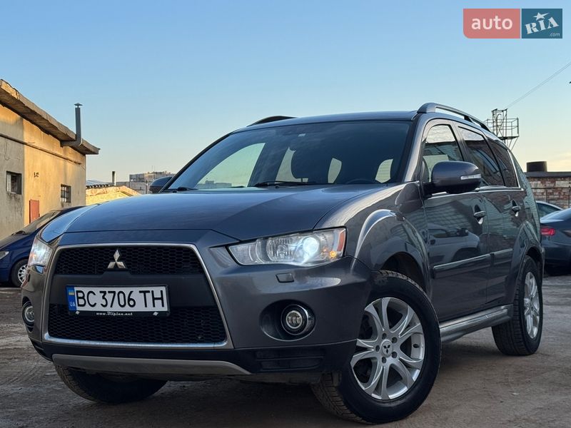 Позашляховик / Кросовер Mitsubishi Outlander 2011 в Дрогобичі