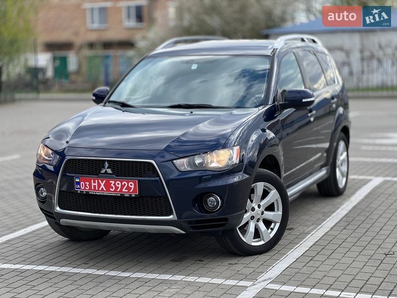 Позашляховик / Кросовер Mitsubishi Outlander 2010 в Нововолинську