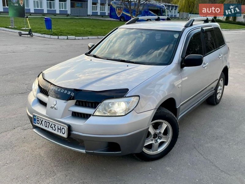 Внедорожник / Кроссовер Mitsubishi Outlander 2004 в Волочиске