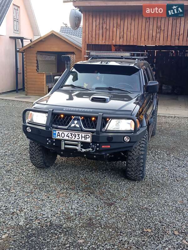 Внедорожник / Кроссовер Mitsubishi Pajero Sport 2007 в Тячеве
