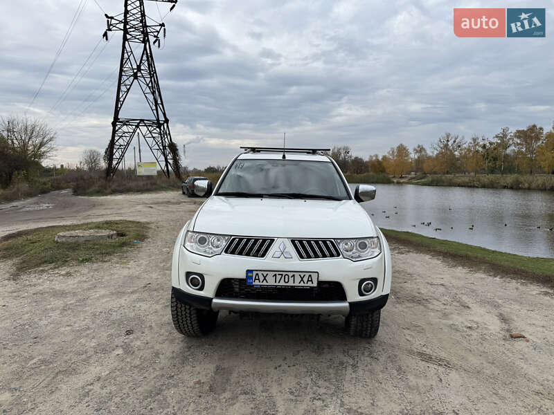 Внедорожник / Кроссовер Mitsubishi Pajero Sport 2011 в Харькове Внедорожник / Кроссовер Mitsubishi Pajero Sport 2011 в Харькове
