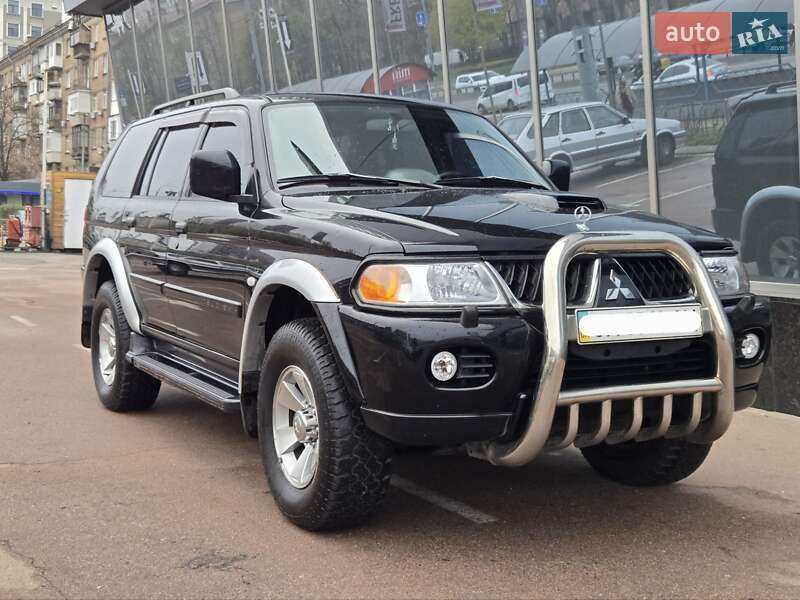 Внедорожник / Кроссовер Mitsubishi Pajero Sport 2007 в Киеве