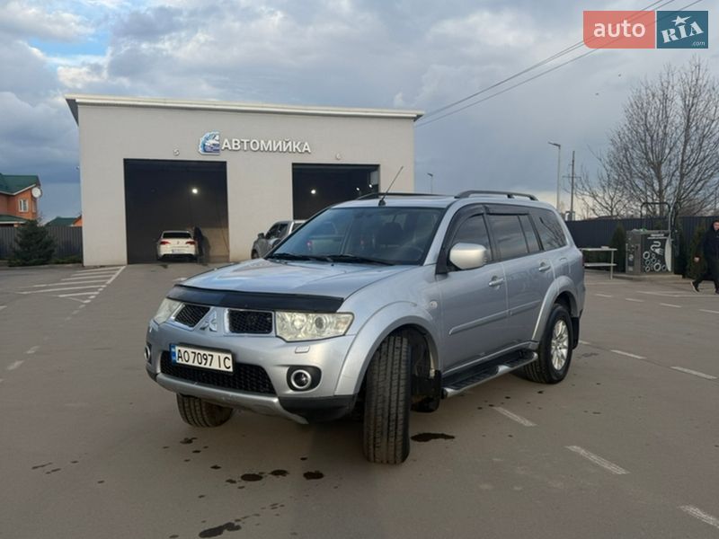 Позашляховик / Кросовер Mitsubishi Pajero Sport 2010 в Немирові