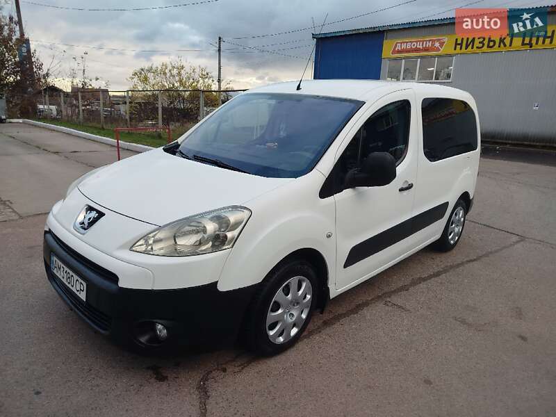 Минивэн Peugeot Partner 2009 в Житомире