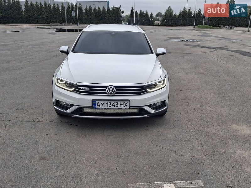 Универсал Volkswagen Passat Alltrack 2018 в Житомире