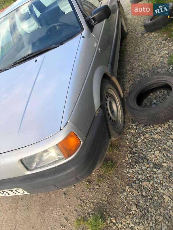 Седан Volkswagen Passat 1988 в Дрогобыче Седан Volkswagen Passat 1988 в Дрогобыче
