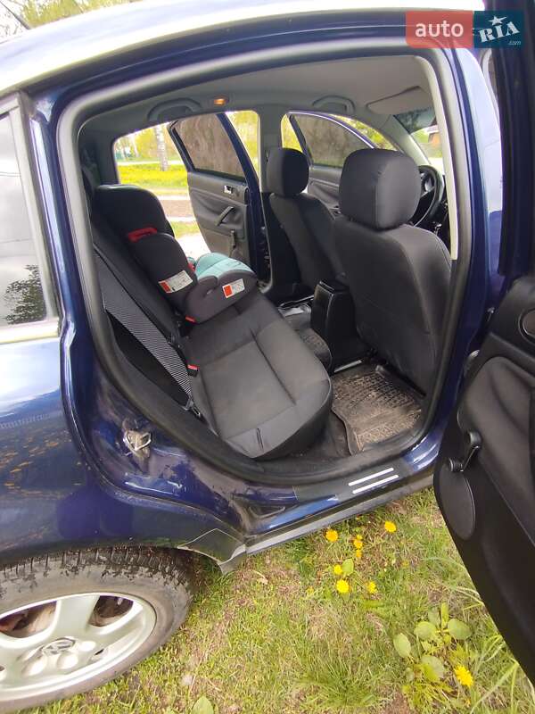 Седан Volkswagen Passat 2003 в Харькове