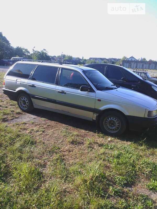 Универсал Volkswagen Passat 1991 в Ивано-Франковске