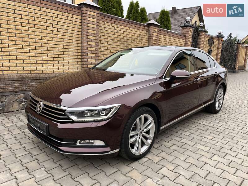 Седан Volkswagen Passat 2017 в Луцьку