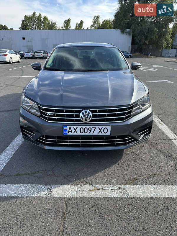Седан Volkswagen Passat 2017 в Полтаві