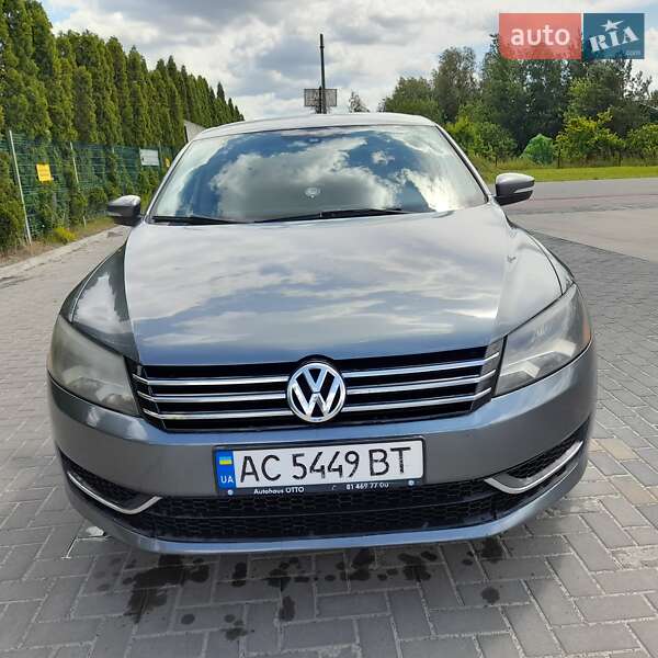Седан Volkswagen Passat 2014 в Луцке