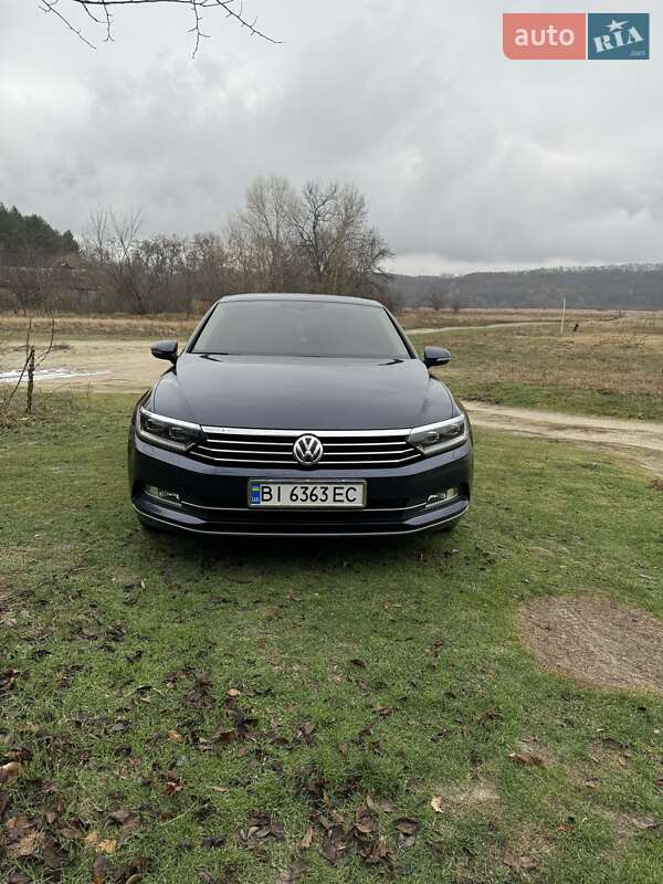 Седан Volkswagen Passat 2016 в Полтаве