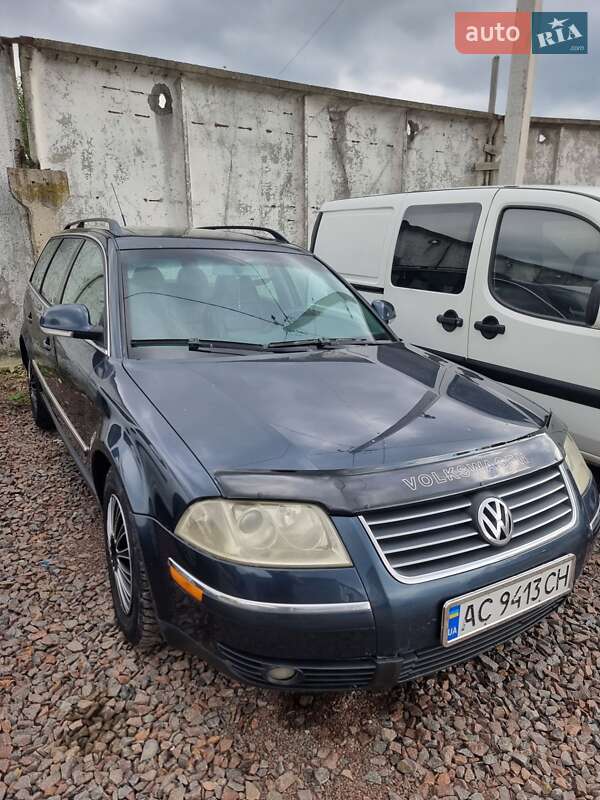 Универсал Volkswagen Passat 2004 в Кременце