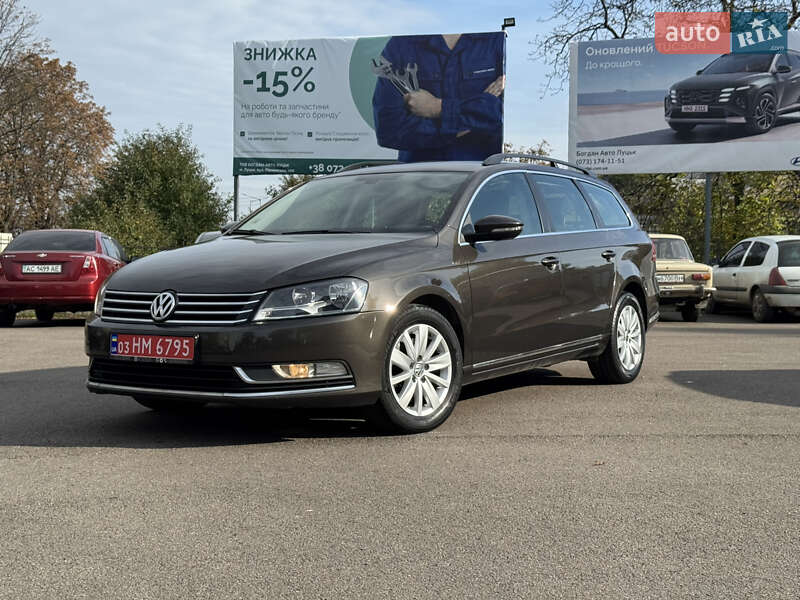 Универсал Volkswagen Passat 2012 в Луцке
