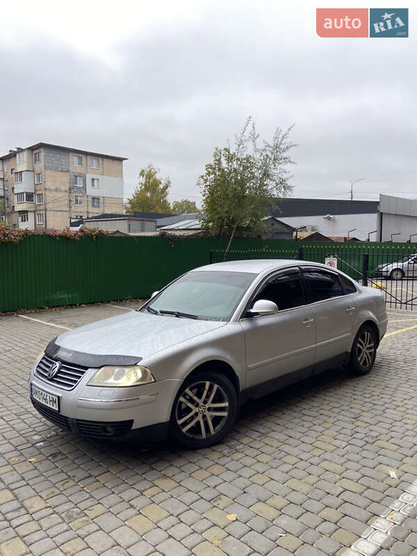 Седан Volkswagen Passat 2004 в Вінниці Седан Volkswagen Passat 2004 в Вінниці