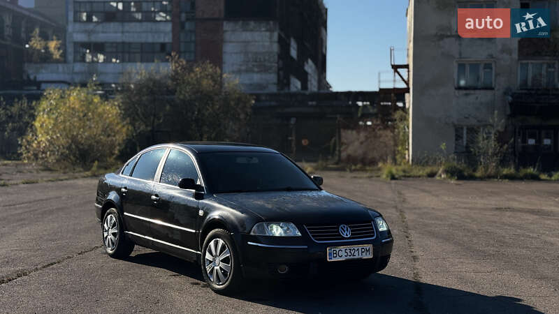 Седан Volkswagen Passat 2003 в Калуше