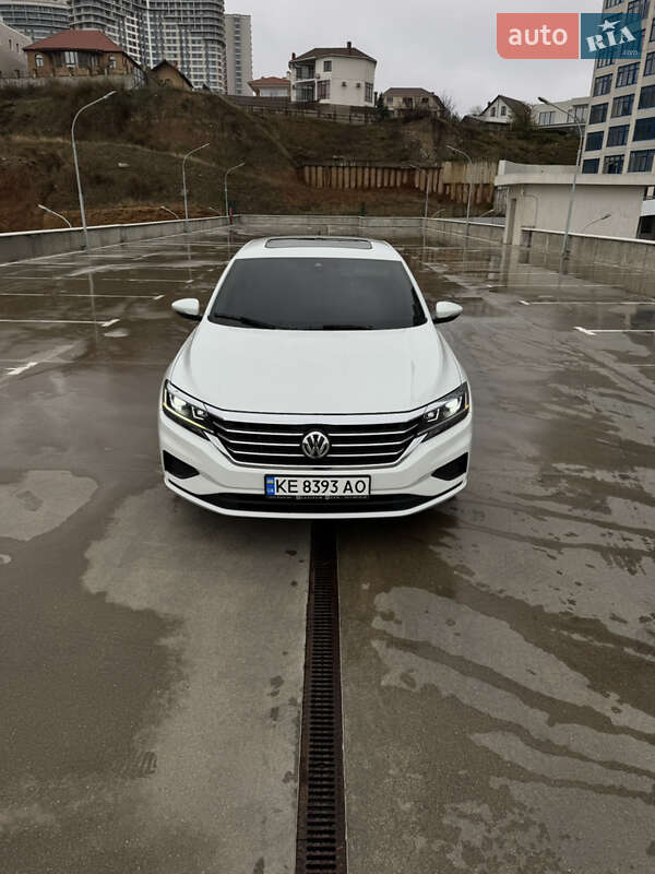 Седан Volkswagen Passat 2020 в Одессе Седан Volkswagen Passat 2020 в Одессе